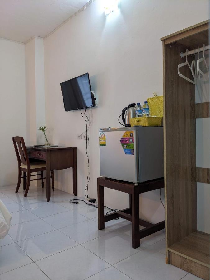 Phanat Nikhom V At Panus酒店 外观 照片